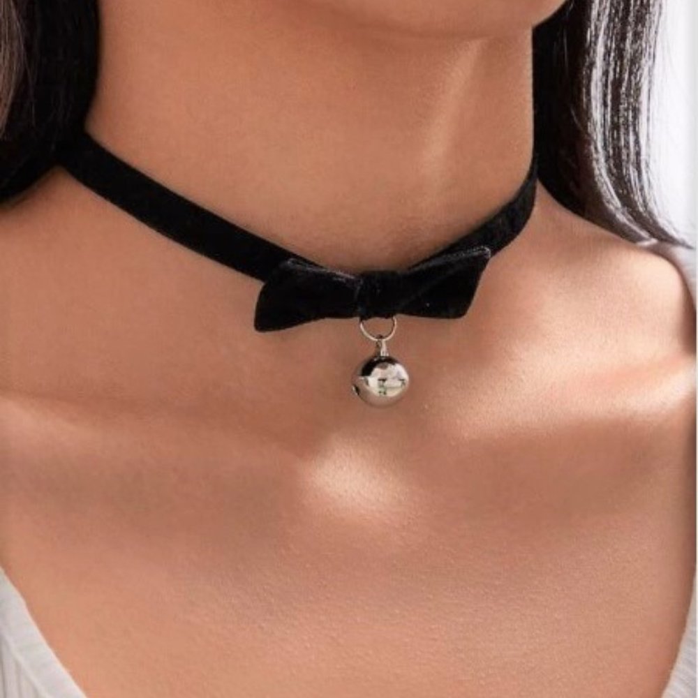 Velvet Bow Tie with Bell Choker Necklace